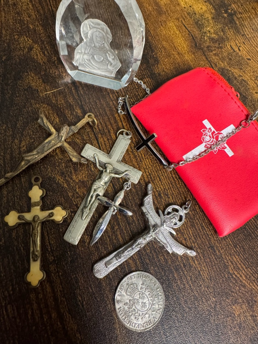 Mixed Religious Cross Pendant Lot with Red Pouch St-Therese Pray For Us Metal